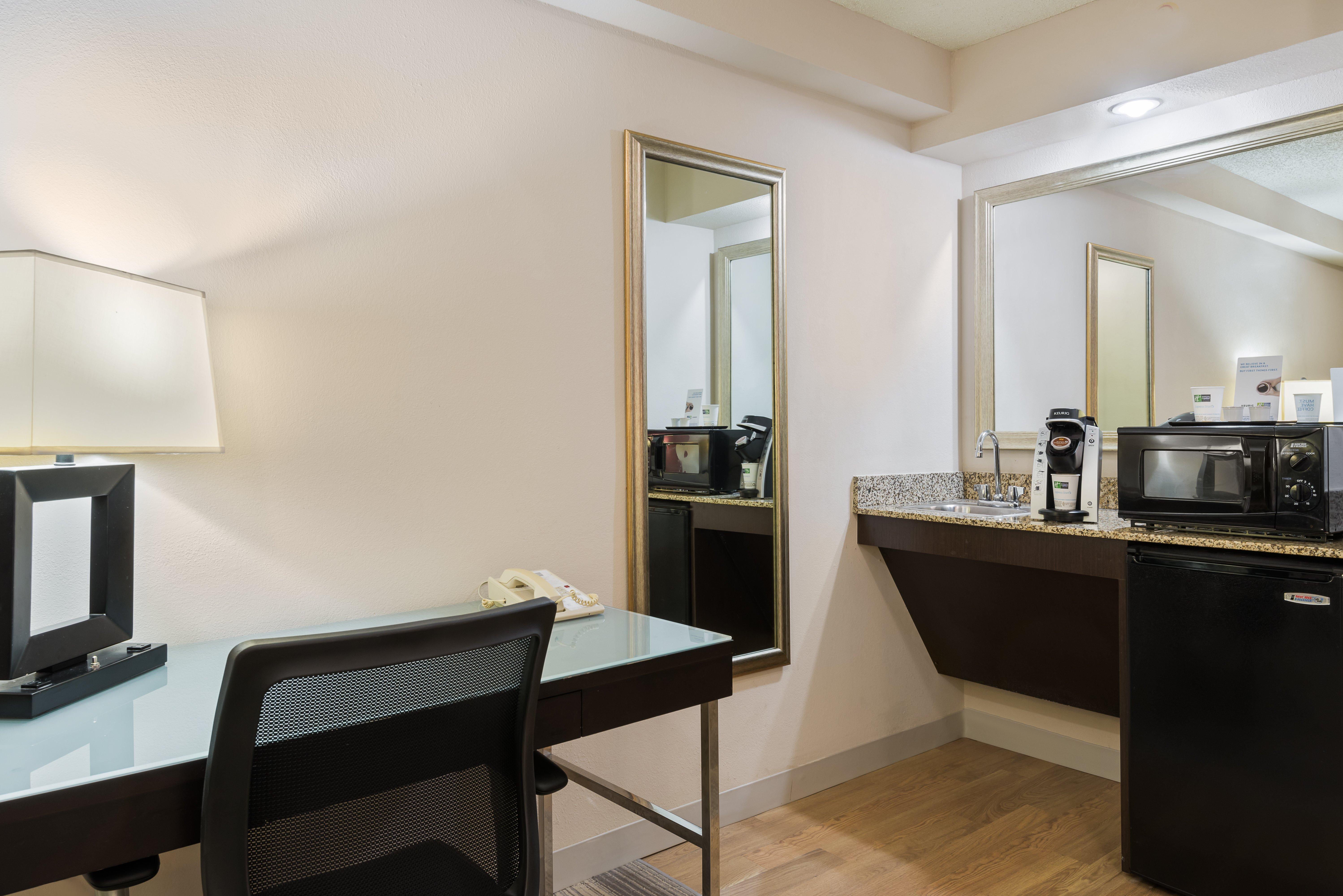 Holiday Inn Express Hotel & Suites Kendall East-Miami By Ihg Екстер'єр фото