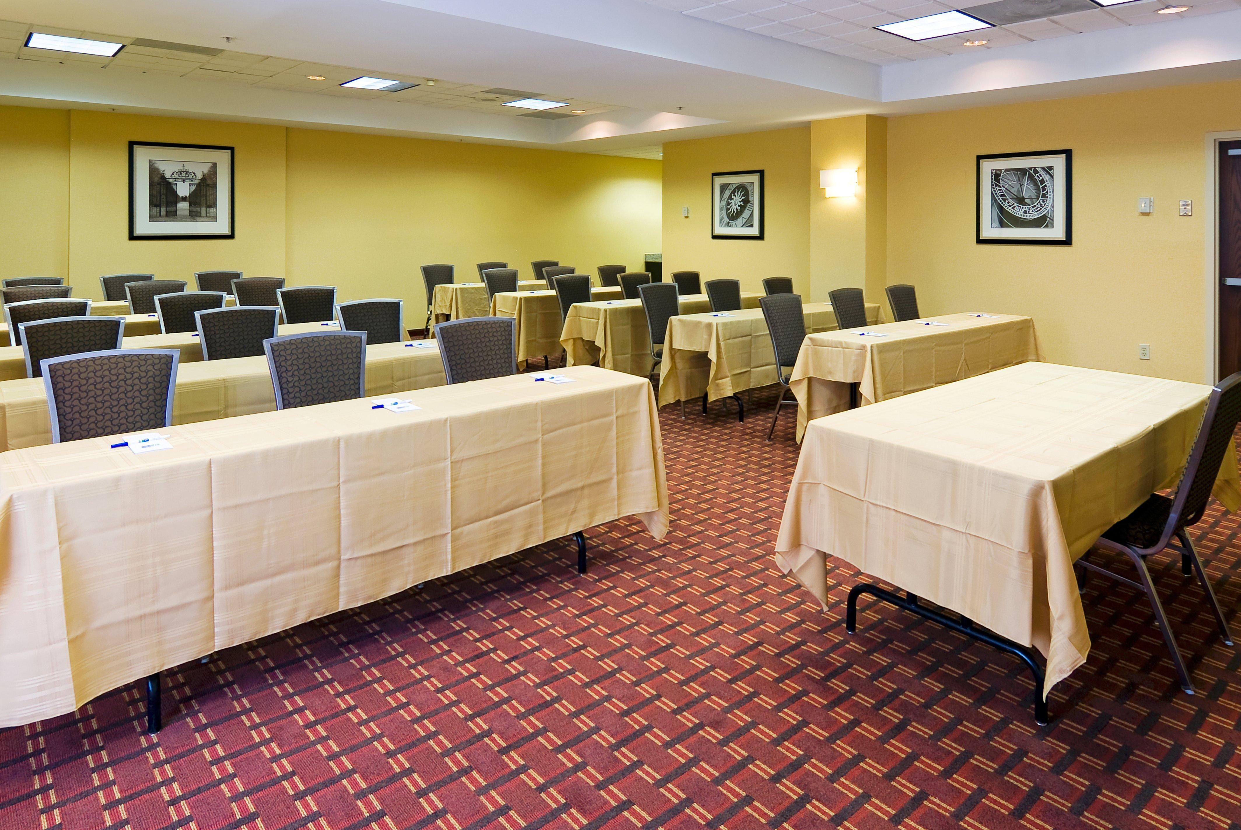 Holiday Inn Express Hotel & Suites Kendall East-Miami By Ihg Екстер'єр фото