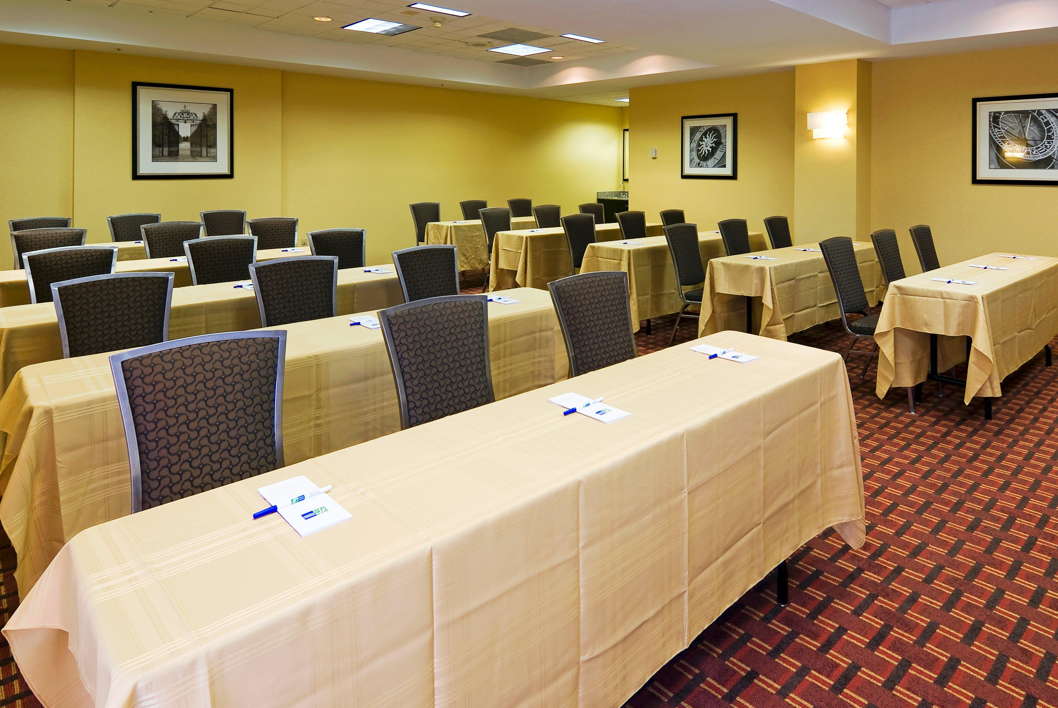 Holiday Inn Express Hotel & Suites Kendall East-Miami By Ihg Екстер'єр фото